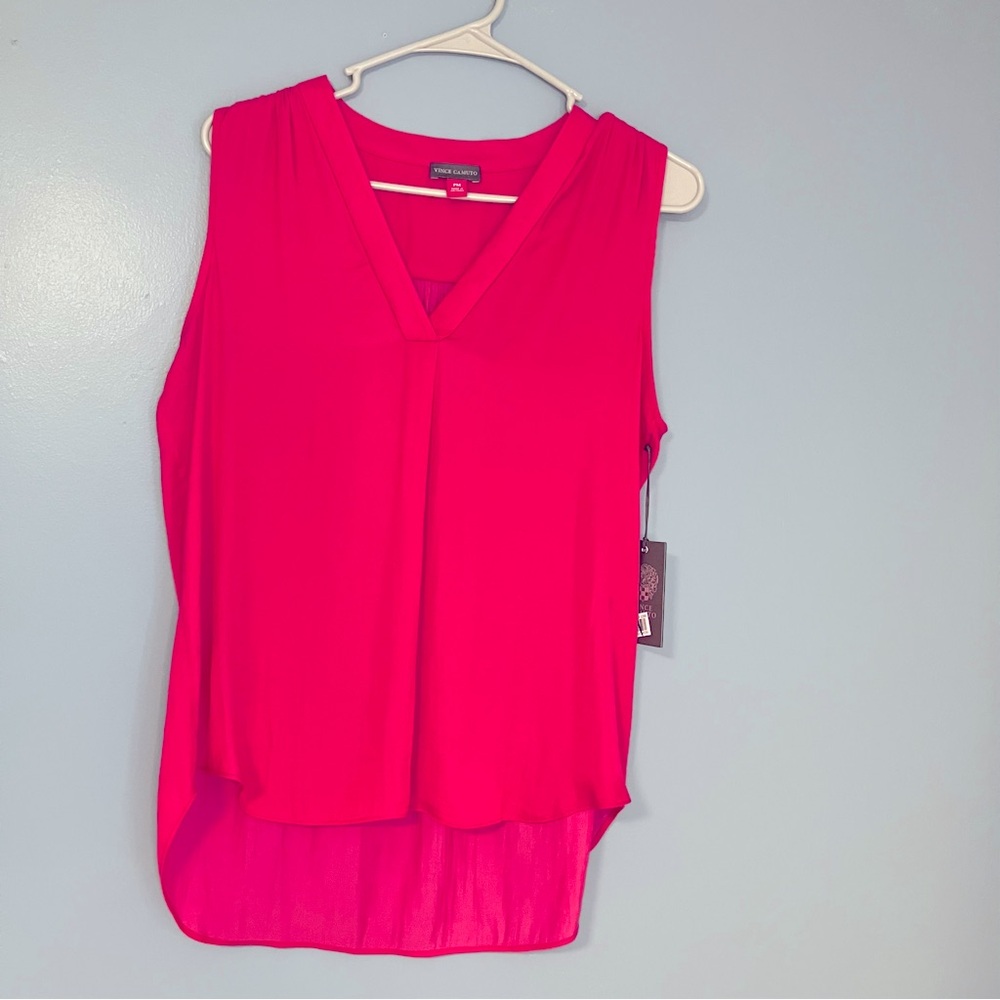 VINCE CAMUTO Pink V- Neck Blouse  Size PM NWT